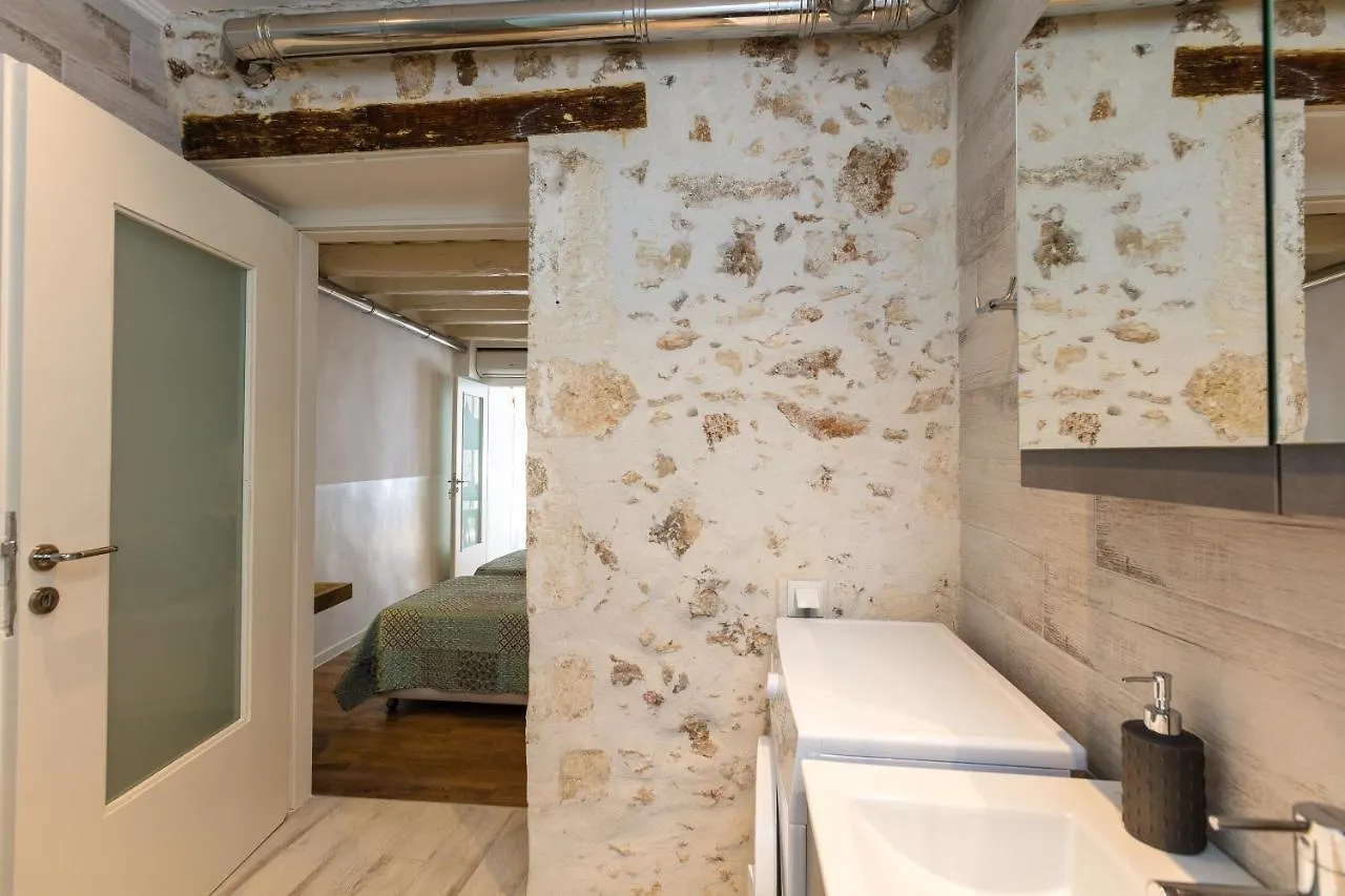 Anne Apartment, At The Venetian Port Of Rethimno! 公寓