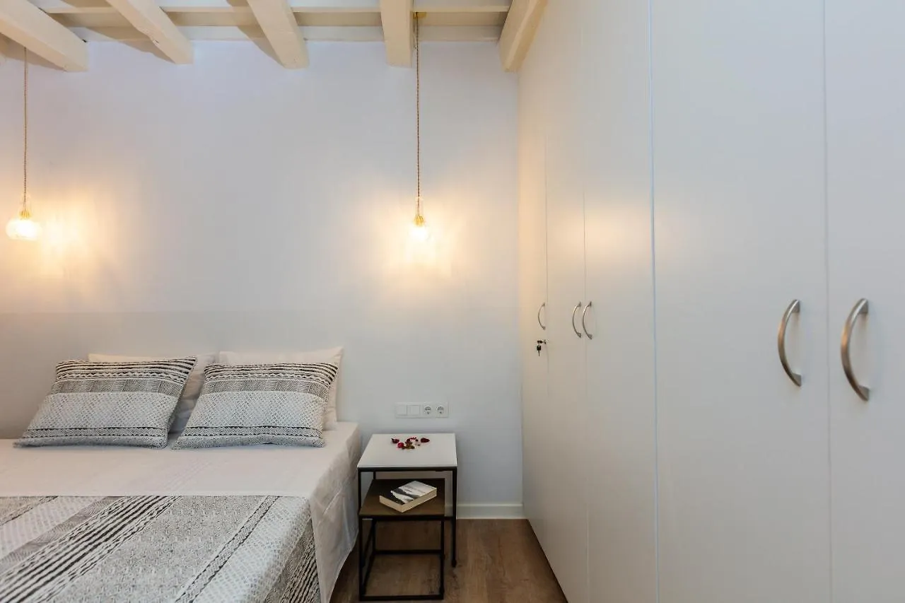 Anne Apartment, At The Venetian Port Of Rethimno! 0*, 罗希姆诺 希腊